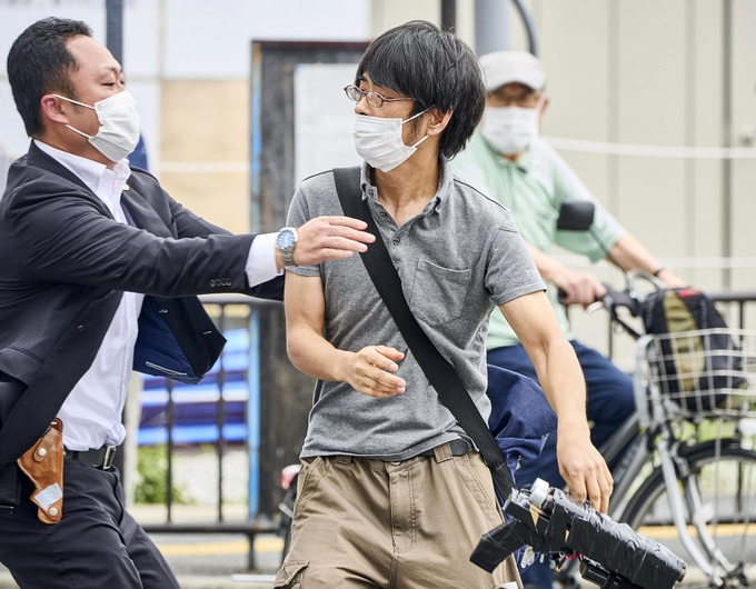 Thông tin mới về hành tung của nghi phạm vụ tấn công cựu Thủ tướng Abe