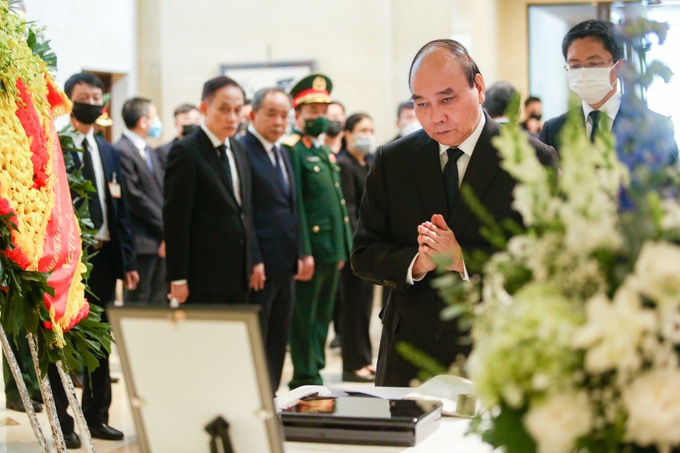 Chủ tịch nước, Thủ tướng ghi sổ tang tưởng niệm ông Abe Shinzo - 1