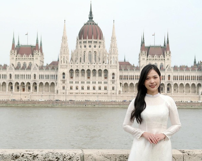Nữ thủ khoa mang vẻ đẹp Việt ghi dấu khắp châu Âu - 1