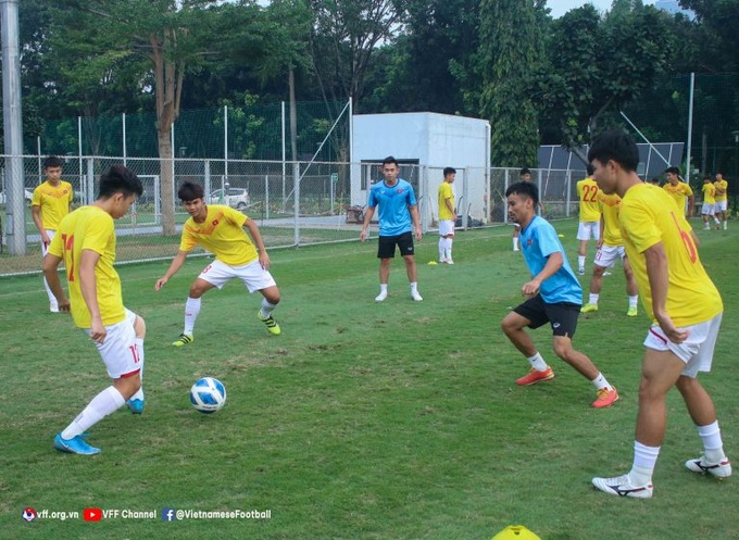 U19 Việt Nam tập đá luân lưu trước trận gặp Malaysia - 1