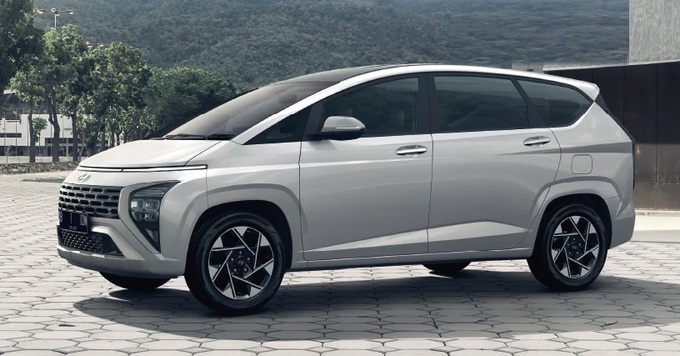 Mitsubishi Xpander và Toyota Avanza có đối thủ mới: Hyundai Stargazer - 1