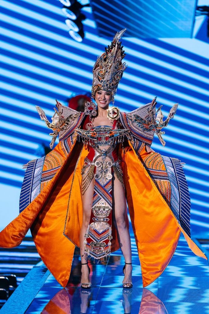Kim Duyên của Việt Nam giành ngôi vị Á hậu 2 tại Hoa hậu Siêu quốc gia 2022 - 9