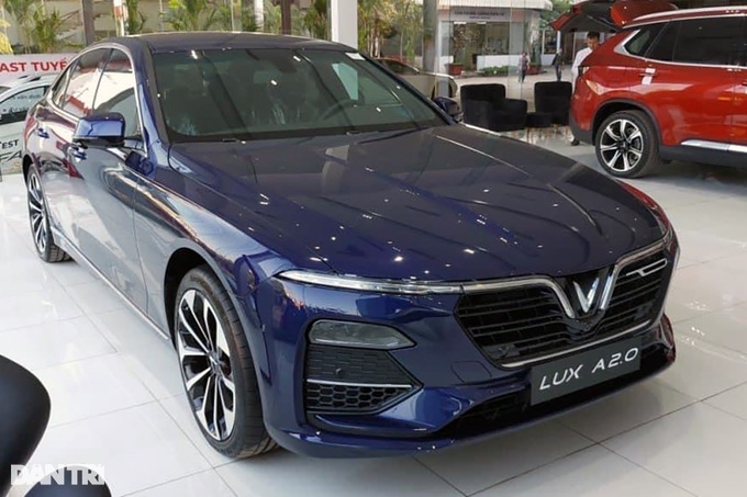 VinFast dừng bán ô tô xăng, tương lai của xe Lux và Fadil sẽ ra sao? - 1