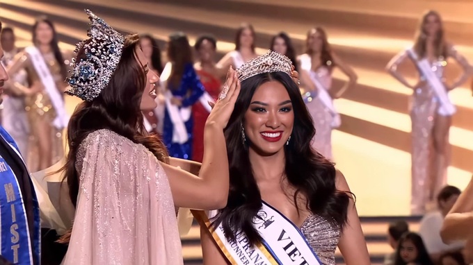 Kim Duyen revealed her surprise after being crowned 2nd runner-up miss Supranational - 1