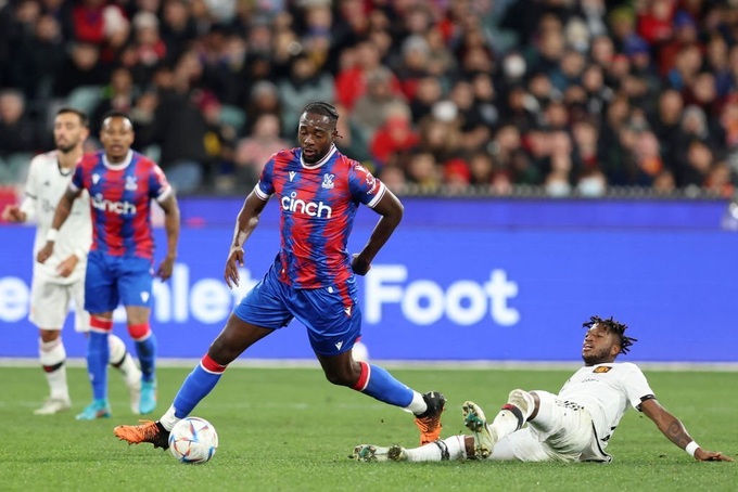 10 người của Man Utd hạ gục Crystal Palace tại Melbourne - 9 10 người của Man Utd hạ gục Crystal Palace tại Melbourne - 9