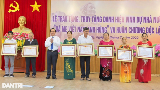 26 mẹ được phong tặng, truy tặng danh hiệu Bà mẹ Việt Nam anh hùng