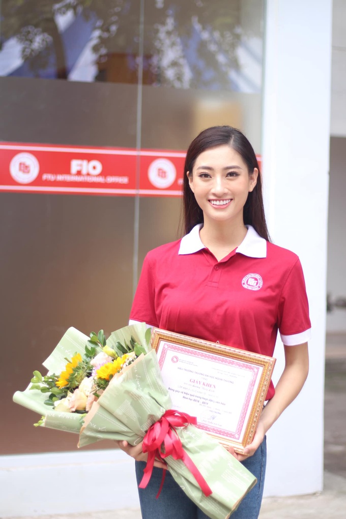 Who is Miss Viet who has just graduated excellently from Foreign Trade University? - 3