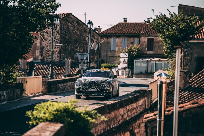 Rolls-Royce Spectre thuần điện bước vào giai đoạn thử nghiệm thứ hai - 2