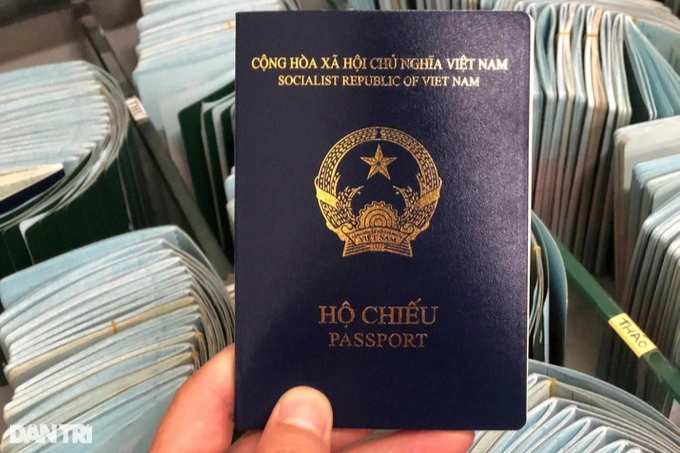 Vì sao Đức từ chối cấp visa vào hộ chiếu mẫu mới của Việt Nam? - 1