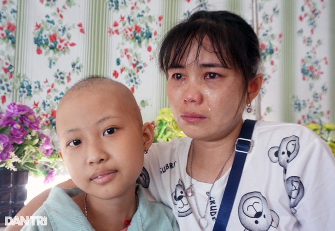 Rơi nước mắt bé ung thư an ủi: Mẹ đừng khóc, con không đau nữa... - 6 Rơi nước mắt bé ung thư an ủi: Mẹ đừng khóc, con không đau nữa... - 6