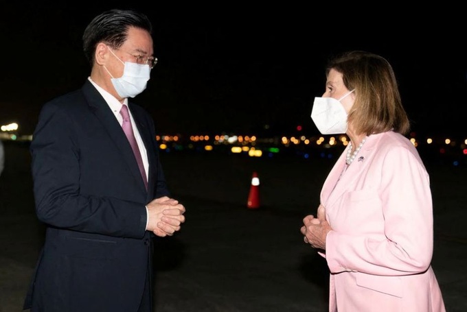 Trung Quốc triệu Đại sứ Mỹ, cảnh báo hậu quả sau chuyến thăm của bà Pelosi - 1