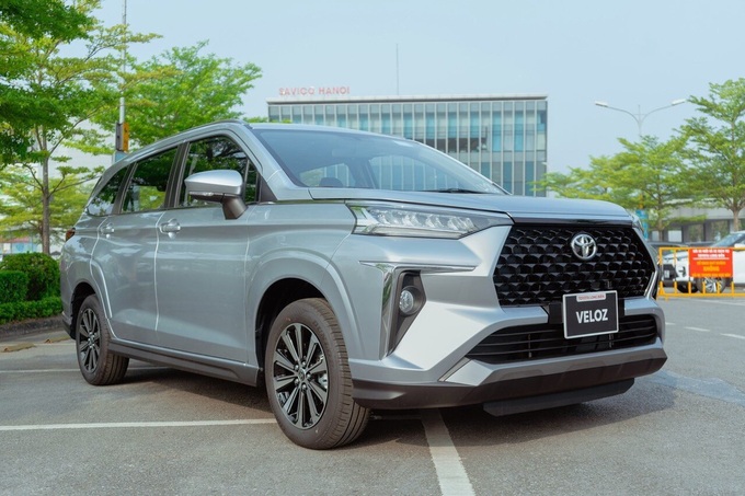 Mitsubishi Xpander tiếp tục bỏ xa đối thủ ở phân khúc MPV - 2