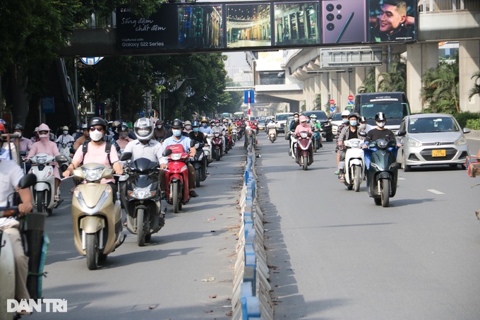 Phân làn đường Nguyễn Trãi: Giảm ùn tắc, người dân hồ hởi ủng hộ - 7