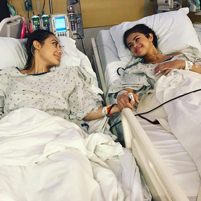 Selena Gomez: Xinh đẹp nhưng khổ sở cả tinh thần, thể xác vì bệnh tật