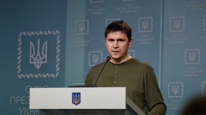 Cố vấn Tổng thống Ukraine nói về điều kiện bắt buộc để chấm dứt xung đột - 1