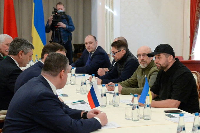 Nga tuyên bố sẵn sàng đàm phán chấm dứt xung đột, Ukraine nêu điều kiện - 1