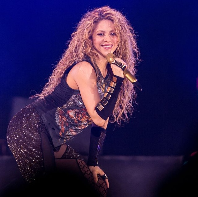Shakira chạy trốn khỏi Tây Ban Nha để quên ký ức đau buồn - 6