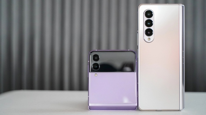 Thế giới Di động gây ấn tượng với màn biến hình cùng Galaxy Z4