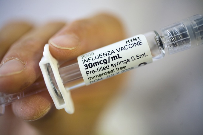 Sẽ tiêm miễn phí vaccine phòng ung thư cổ tử cung, cúm - 1