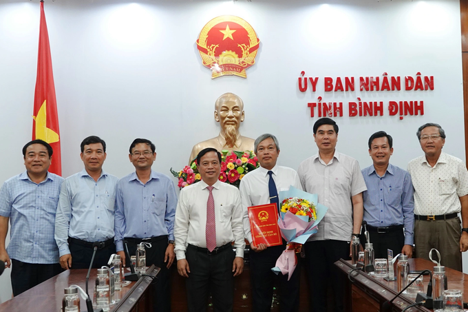 Bổ nhiệm, luân chuyển nhiều cán bộ chủ chốt ở Bình Định - 1 Bổ nhiệm, luân chuyển nhiều cán bộ chủ chốt ở Bình Định - 1