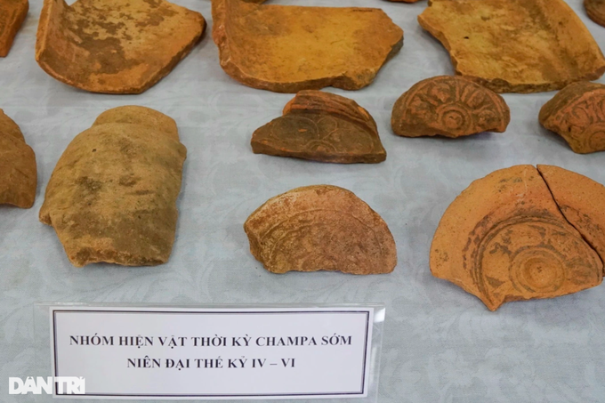 Khai quật phế tích cổ hơn 1.500 năm của người Chăm ở Bình Định
