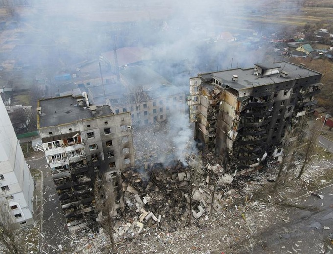 Ukraine sau 6 tháng chiến sự: Tan hoang và mất mát - 8