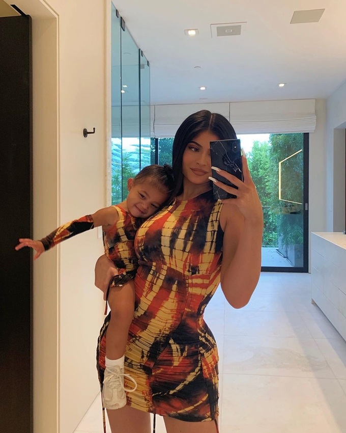 Kylie Jenner và những lần diện đồ đôi cùng con gái đáng yêu