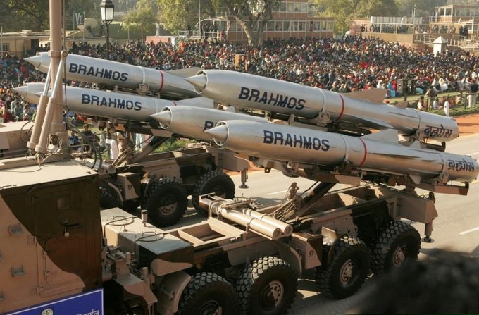 Pakistan phản đối hướng xử lý của Ấn Độ trong vụ bắn nhầm tên lửa Brahmos - 2