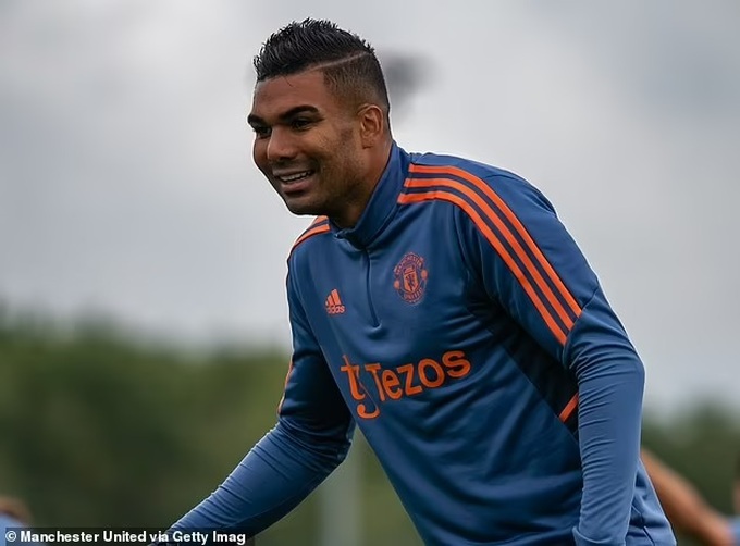 Casemiro is ready for his Man Utd debut as a guest at Southampton (Image: Getty)