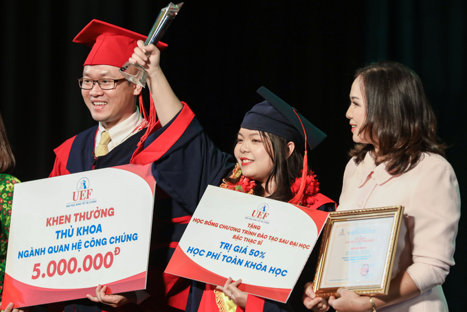 Nữ thủ khoa đại học có điểm tốt nghiệp tuyệt đối cao nhất lịch sử trường - 2