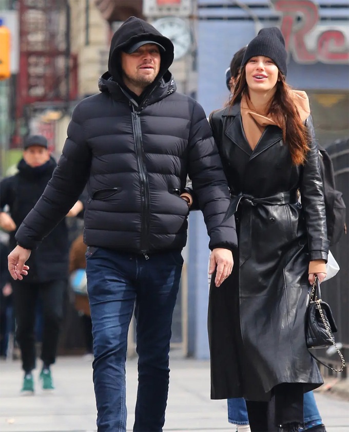 Leonardo DiCaprio chia tay bạn gái kém 22 tuổi
