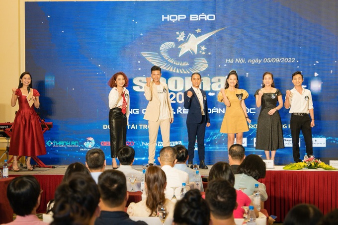 Các thí sinh thể hiện sự quyết tâm cống hiến hết mình cho giải Sao Mai năm nay.