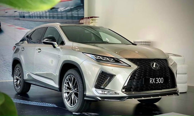 Đại lý bán Lexus RX 300 kênh giá gần 400 triệu đồng - 1