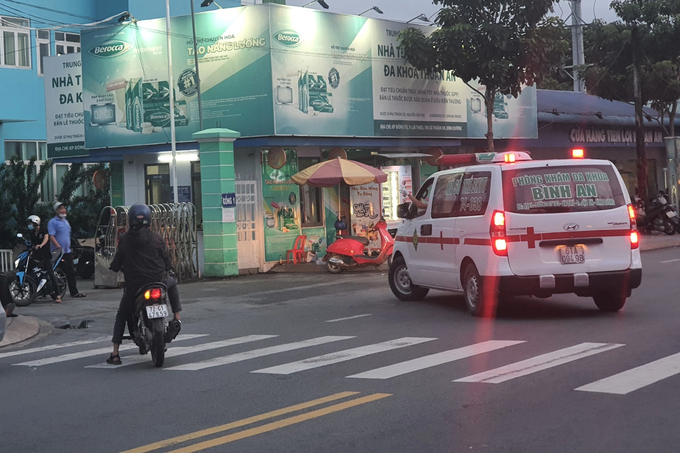 Vụ cháy quán hát 32 người chết: Hy vọng các cháu tôi còn sống - 4 Vụ cháy quán hát 32 người chết: Hy vọng các cháu tôi còn sống - 4