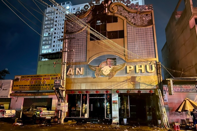 Vụ cháy làm 32 người chết ở Bình Dương: Bắt chủ quán karaoke An Phú - 4