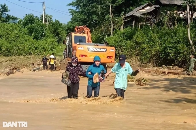 Giáo viên trẻ cầm bằng Giỏi vào nghề và cú sốc lương không đủ sống - 2