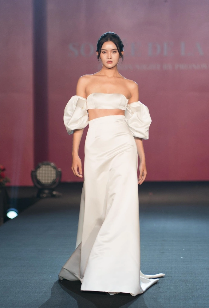 vay-argenis-vera-wang-bride-2023-1662875621783.jpeg