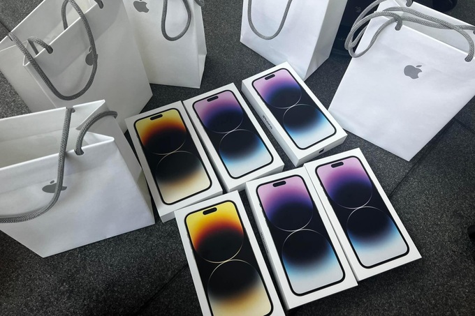 iPhone 14 Pro Max xách tay về Việt Nam, giá 50 triệu đồng - 1
