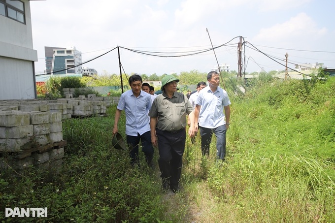Thủ tướng kiểm tra dự án bệnh viện Bạch Mai, Việt Đức tại Hà Nam - 1 Thủ tướng kiểm tra dự án bệnh viện Bạch Mai, Việt Đức tại Hà Nam - 1
