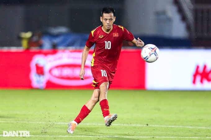 Đội tuyển Việt Nam thắng dễ dàng 4-0 trước Singapore - 1