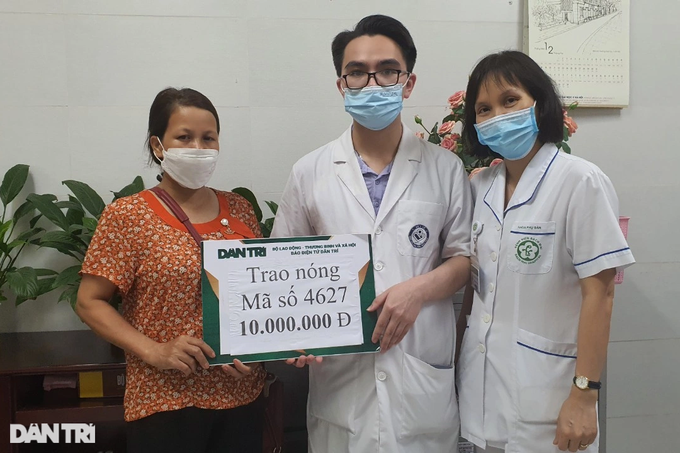 Bạn đọc Dân trí tiếp tục giúp đỡ sản phụ mắc ung thư gần 70 triệu đồng - 3 Bạn đọc Dân trí tiếp tục giúp đỡ sản phụ mắc ung thư gần 70 triệu đồng - 3