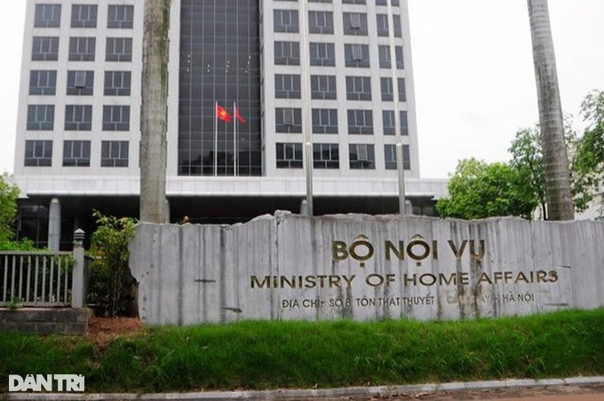Cán bộ nghỉ việc nhiều: Bộ Nội vụ đề nghị hàng loạt giải pháp - 1 Cán bộ nghỉ việc nhiều: Bộ Nội vụ đề nghị hàng loạt giải pháp - 1