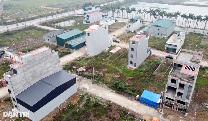 Vỡ mộng lướt sóng, nhà đầu tư khốn đốn bán đất - 1 Vỡ mộng lướt sóng, nhà đầu tư khốn đốn bán đất - 1
