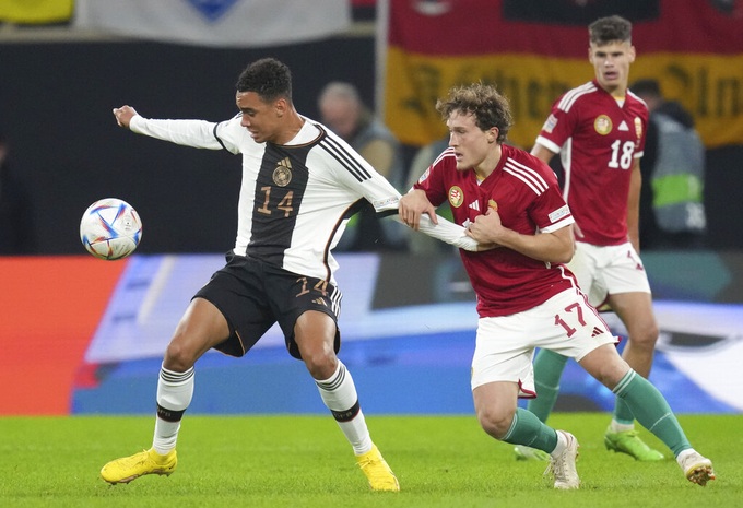 Tuyển Anh rớt hạng sau trận thua Italy, Đức nhận thất bại sốc - 7
