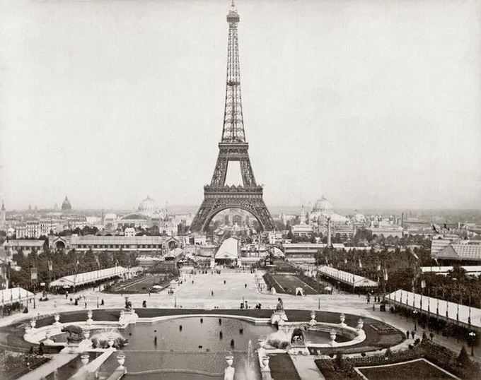 Siêu lừa đảo thế kỷ hai lần rao bán tháp Eiffel cho chủ buôn phế liệu