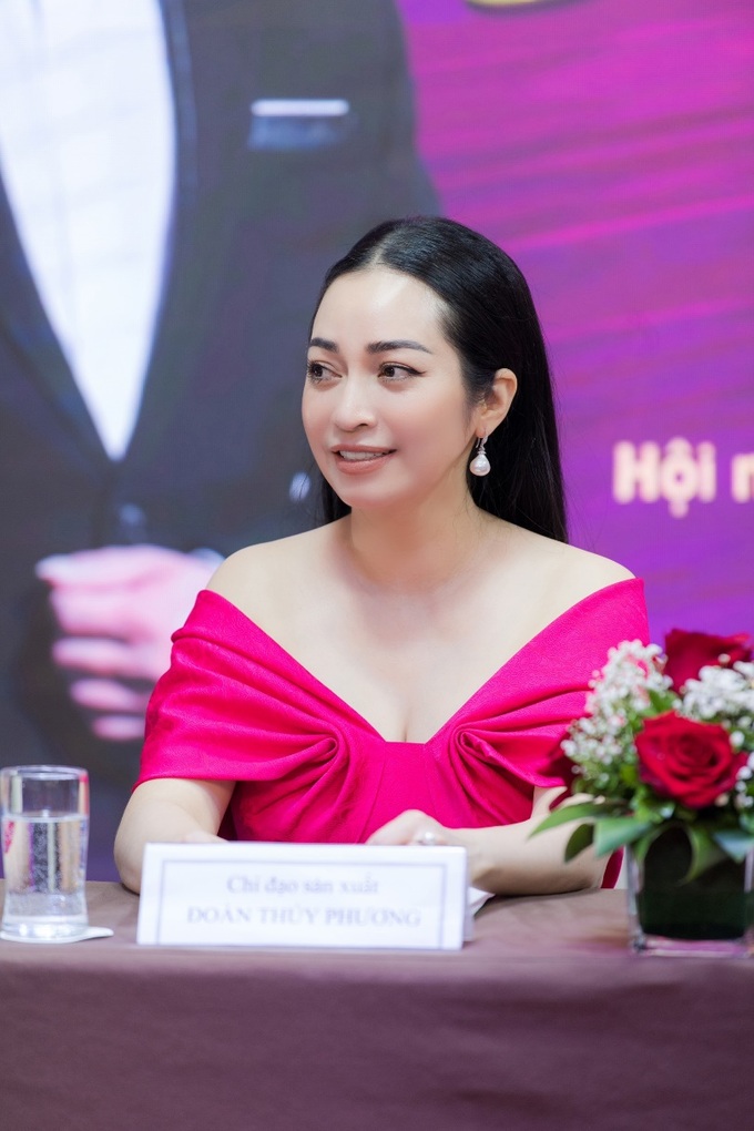 Chỉ đạo sản xuất Đoàn Thúy Phương: Âm nhạc Thanh Tùng - Bảo Chấn tựa như lời tỏ tình - 2 Chỉ đạo sản xuất Đoàn Thúy Phương: Âm nhạc Thanh Tùng - Bảo Chấn tựa như lời tỏ tình - 2