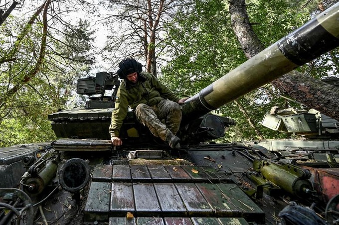 Tống thống Zelensky chỉ ra thách thức mới đối với quân đội Ukraine - 1