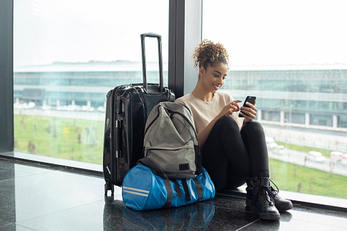 Tranh cãi xung quanh việc có nên trông hành lý giúp người lạ ở sân bay - 1