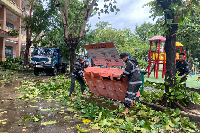 Cảnh sát cơ động, CSGT khắc phục hậu quả sau bão Noru - 3