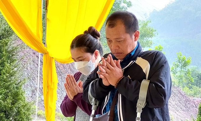 Vụ gửi con đi chữa bệnh nhận về tro cốt: Làm rõ chi tiết chi 5 tỷ dàn xếp - 1 Vụ gửi con đi chữa bệnh nhận về tro cốt: Làm rõ chi tiết chi 5 tỷ dàn xếp - 1